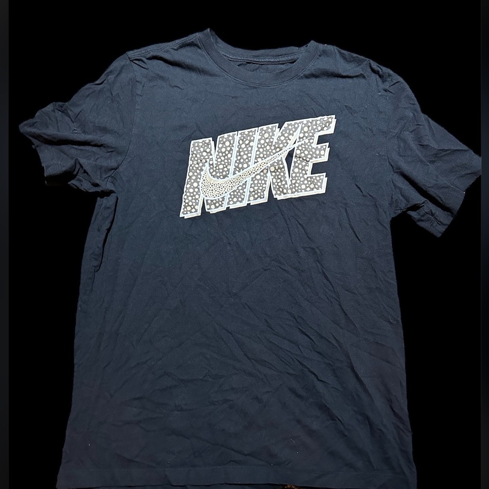 Men’s Nike Tee (Large)